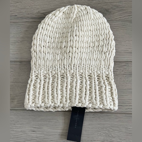 NWT Marc By Marc Jacobs Hand Knit Beanie - Picture 6 of 8